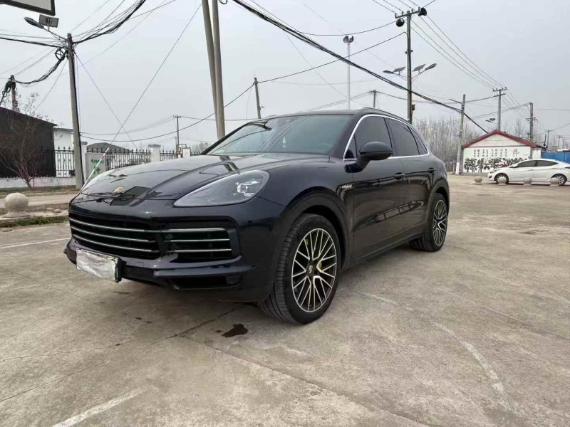 徐州19年保时捷卡宴3