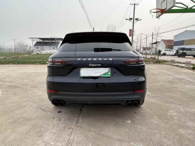 徐州19年保时捷卡宴6