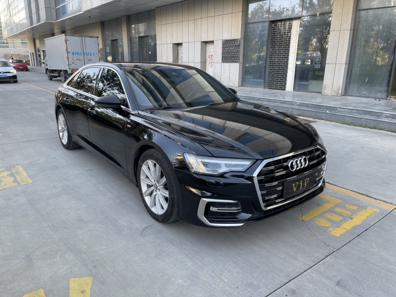 济宁22年奥迪A6L2
