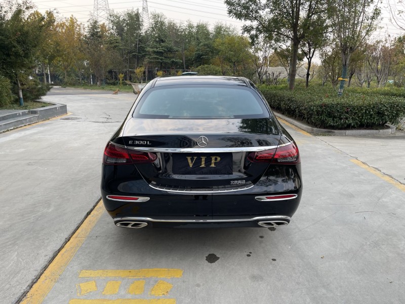 枣庄23年奔驰E8
