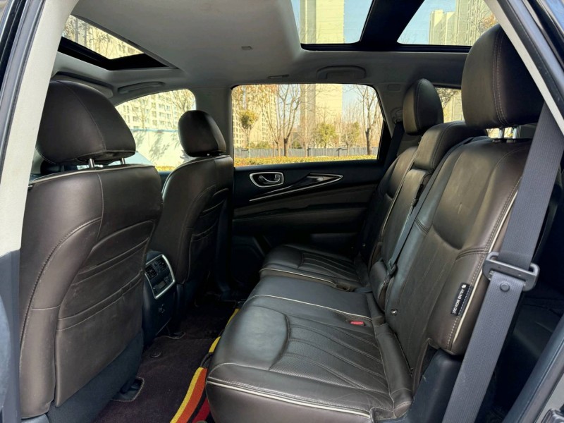 济宁18年英菲尼迪QX605