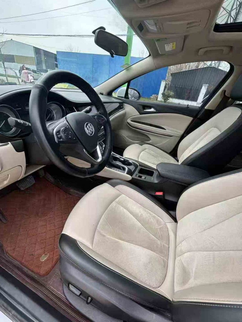 徐州18年别克威朗3