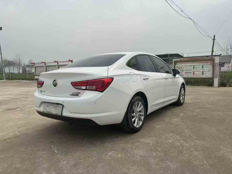 徐州18年别克威朗4