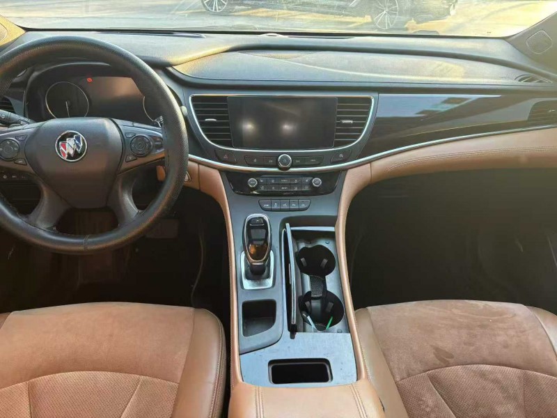 徐州17年别克君越4