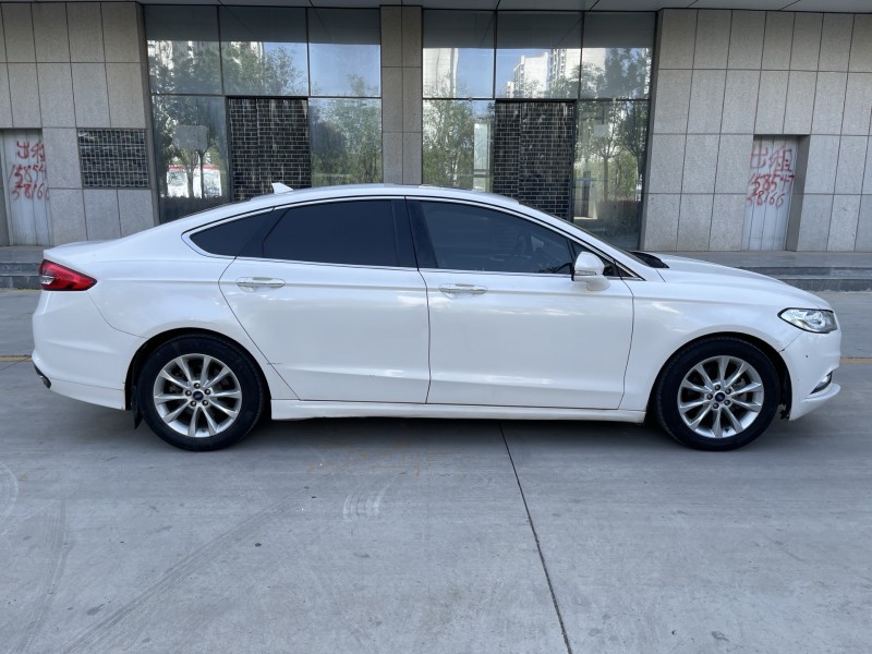 济宁18年福特蒙迪欧3