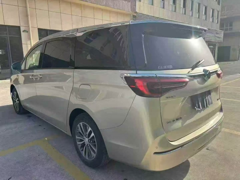 襄阳21年别克GL85