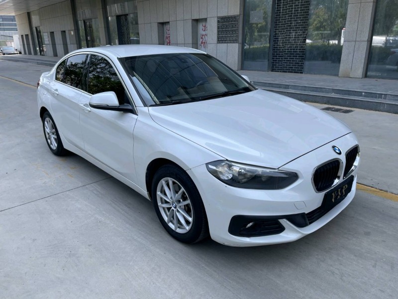 济宁19年宝马1系3