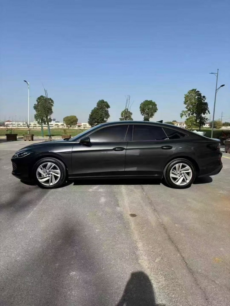 襄阳23年大众凌渡9