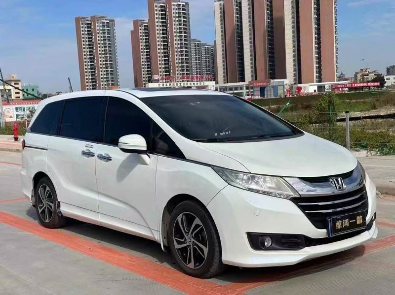 广州17年本田奥德赛2