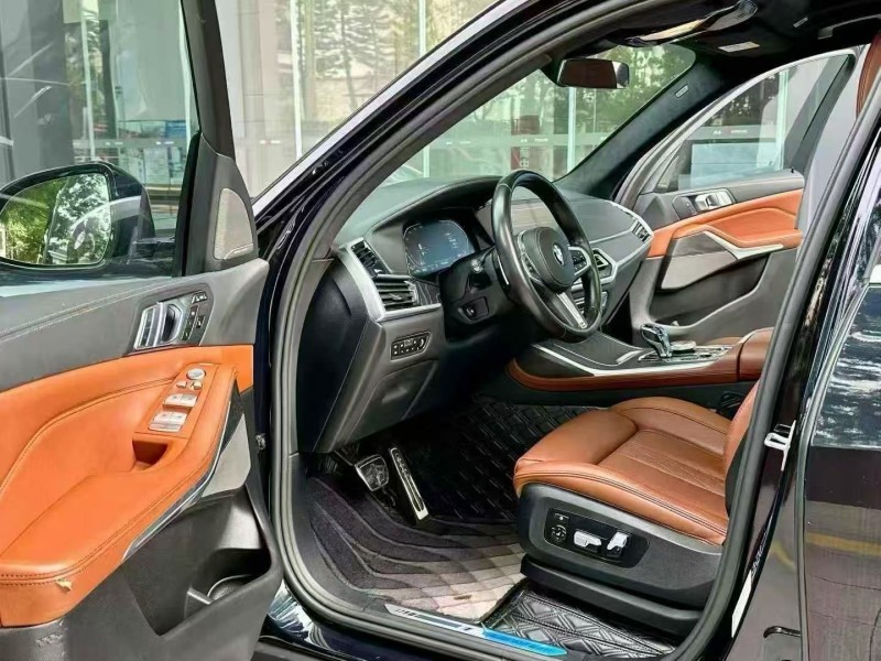 广州21年宝马X75