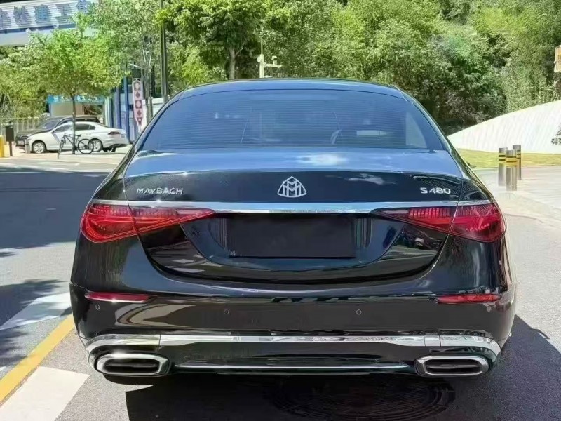 广州21年奔驰迈巴赫S级9