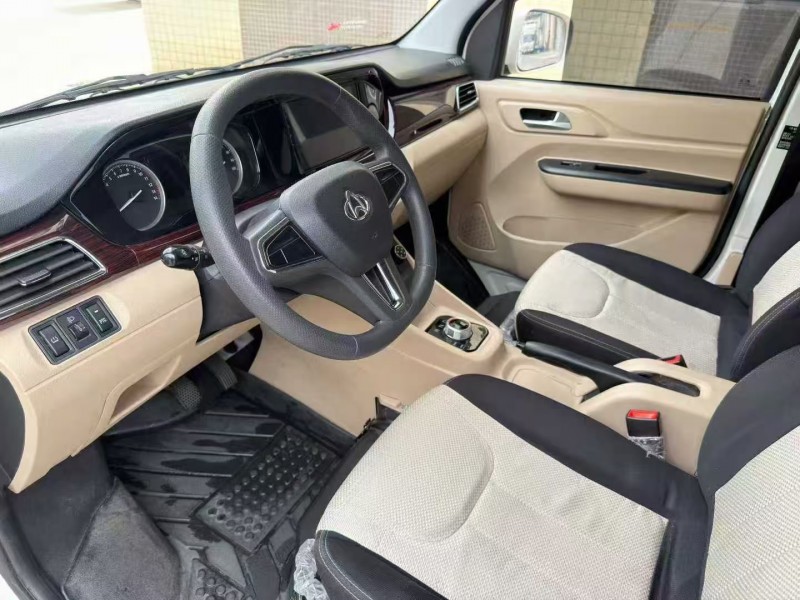 广州25年长安汽车跨越星6