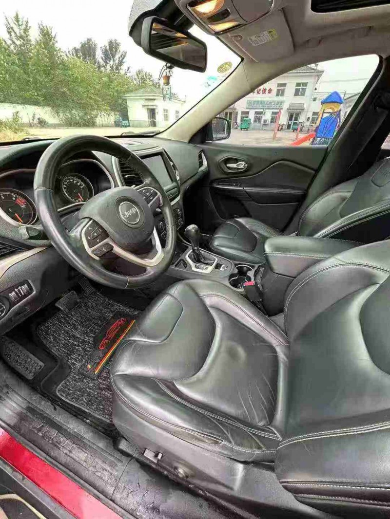 徐州16年Jeep自由光6