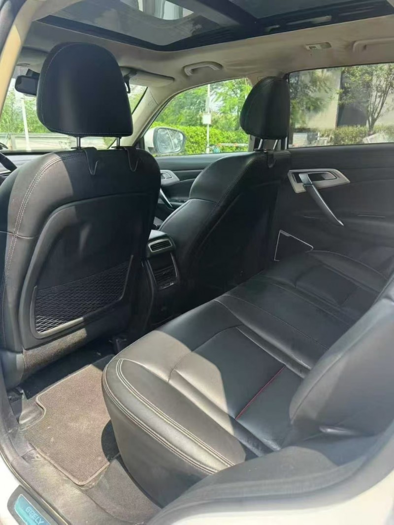 广州18年吉利博越5