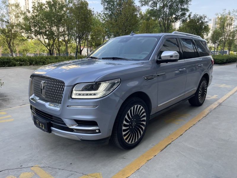 济宁22年林肯领航员2