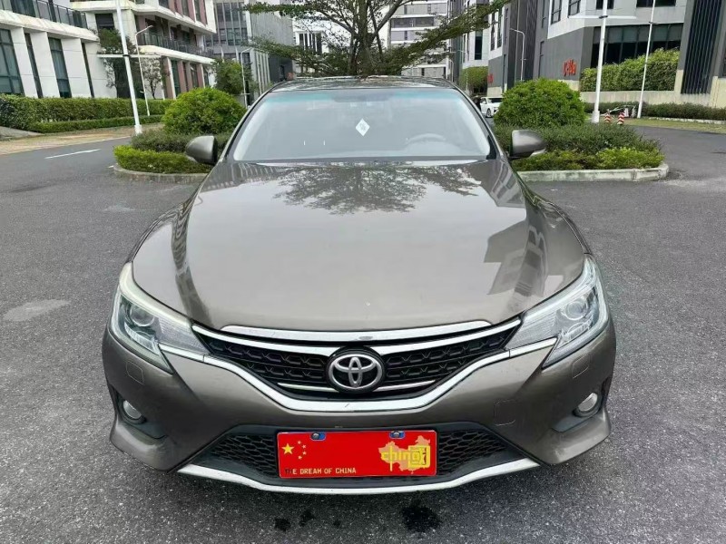 广州13年丰田锐志1