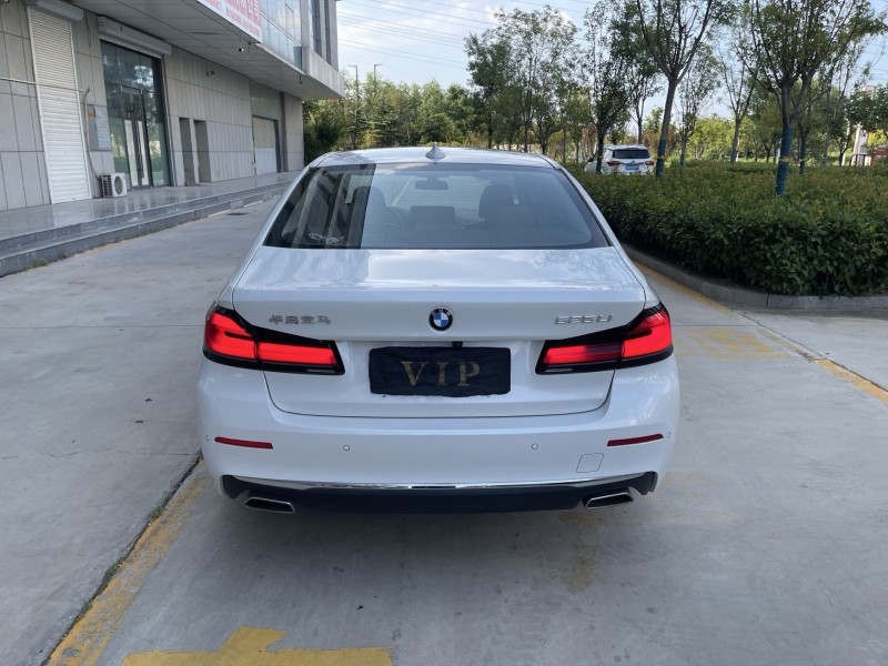 济宁21年宝马5系6