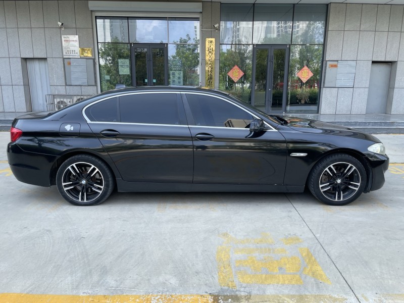 济宁13年宝马5系3