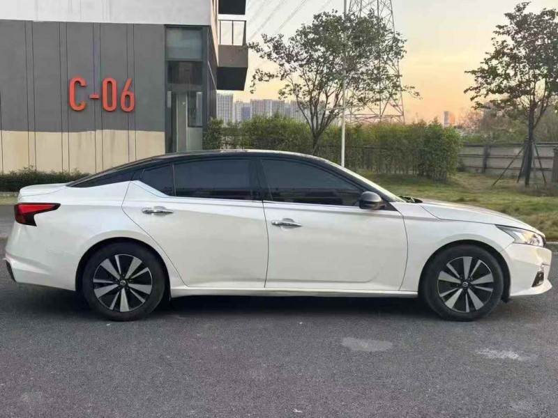 广州21年日产天籁6