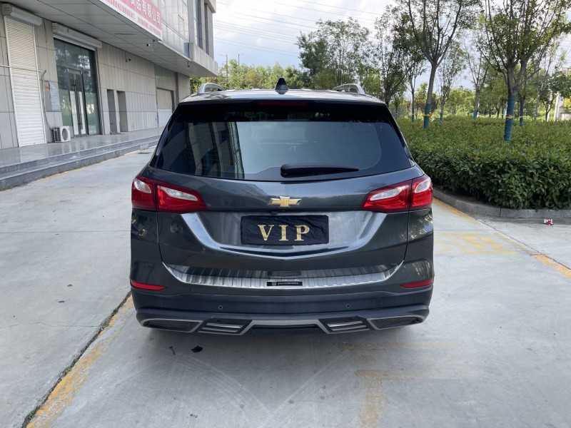 济宁17年雪佛兰探界者9