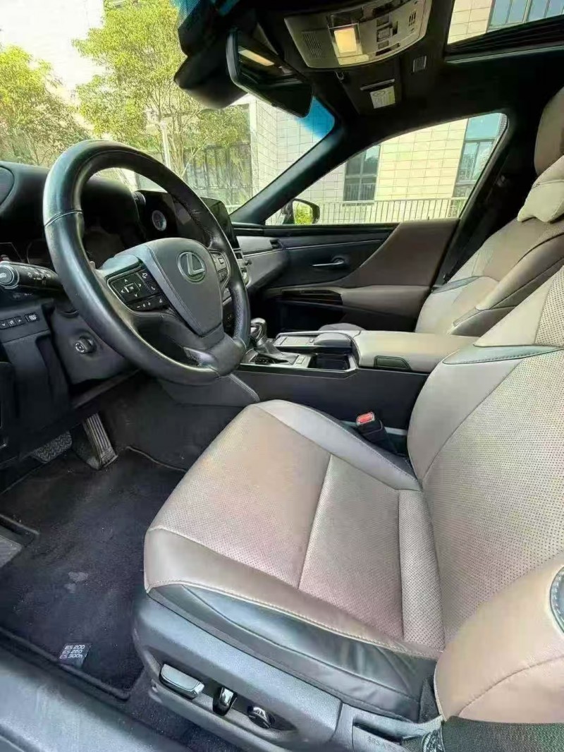 佛山22年雷克萨斯ES4