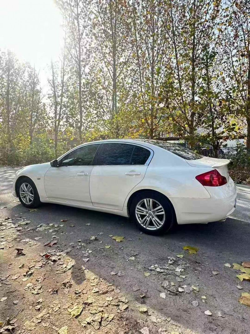 菏泽12年英菲尼迪G257