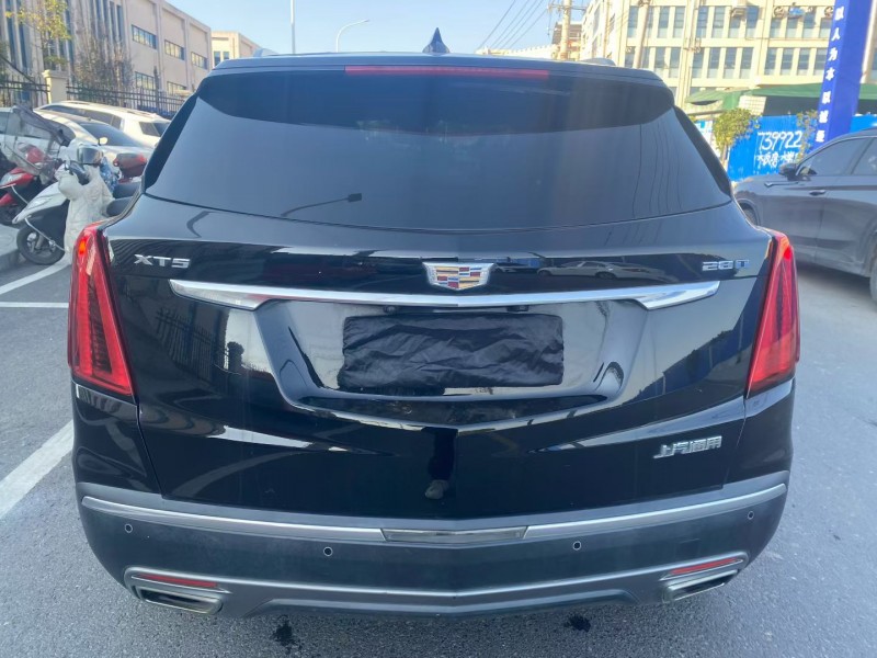 长沙20年凯迪拉克XT57