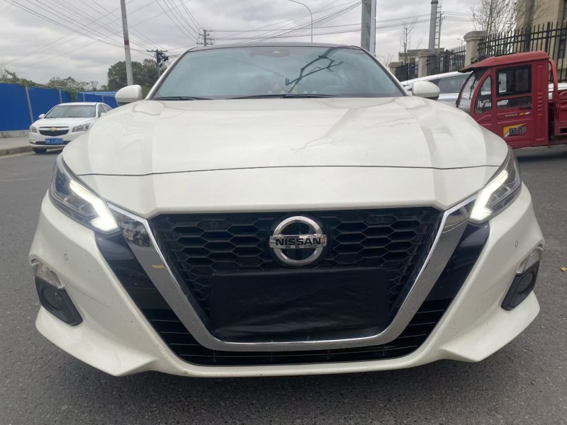 长沙21年日产天籁1