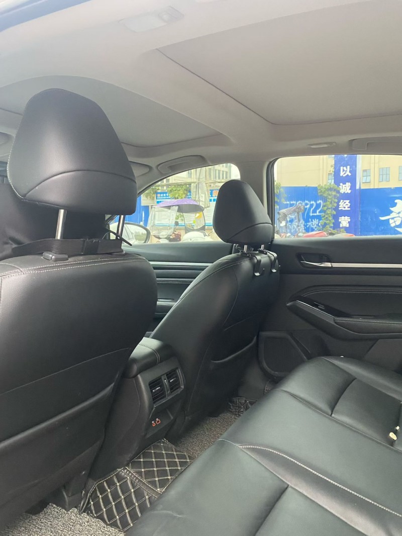 长沙21年日产天籁4