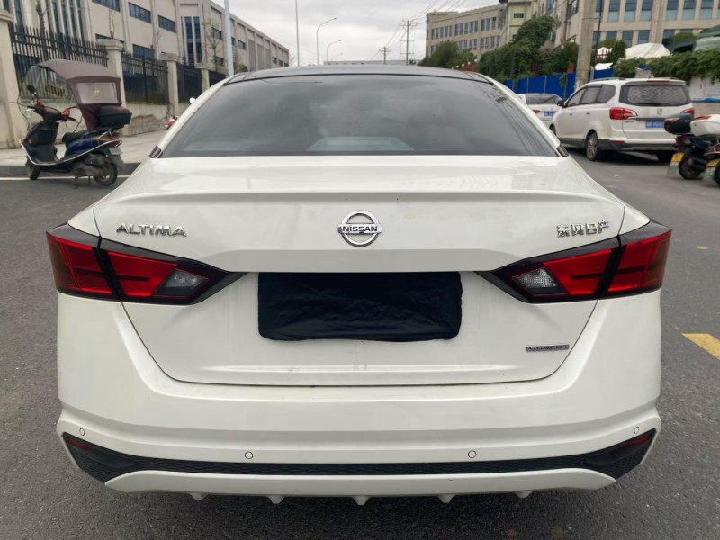 长沙21年日产天籁7