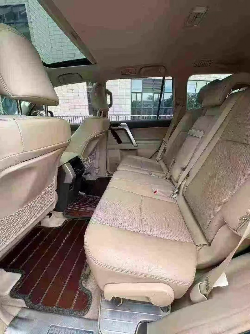佛山18年丰田普拉多6