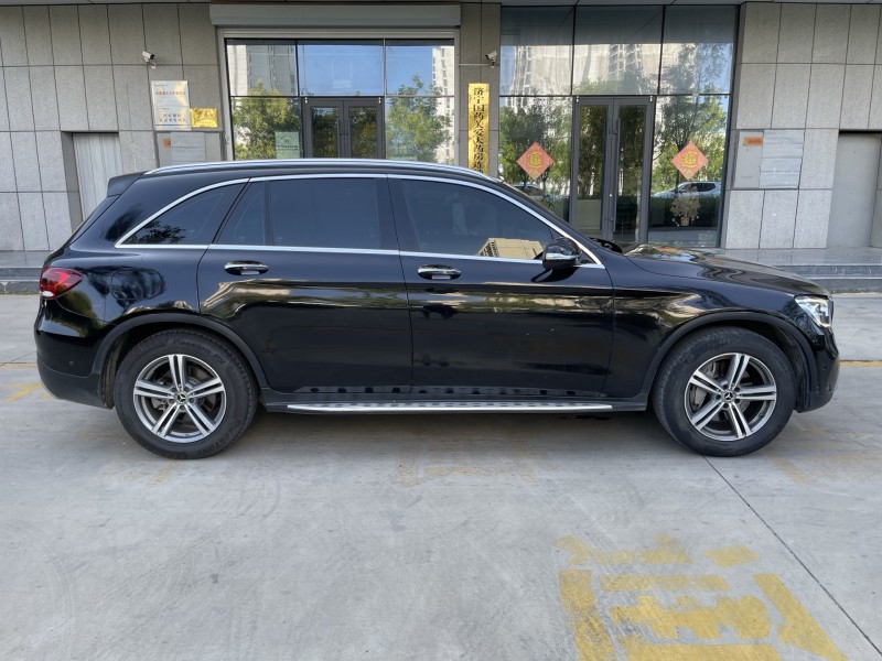 济宁20年奔驰GLC3