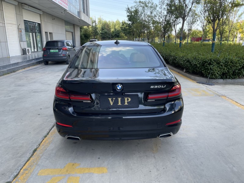 济宁18年宝马5系6