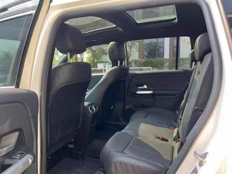 广州22年奔驰GLB8