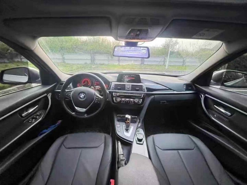 广州18年宝马3系9