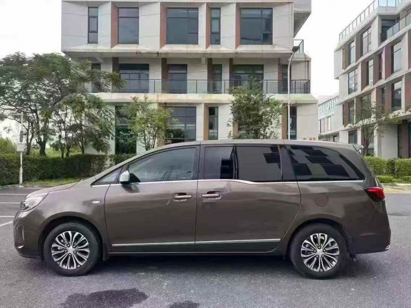 广州22年别克GL84