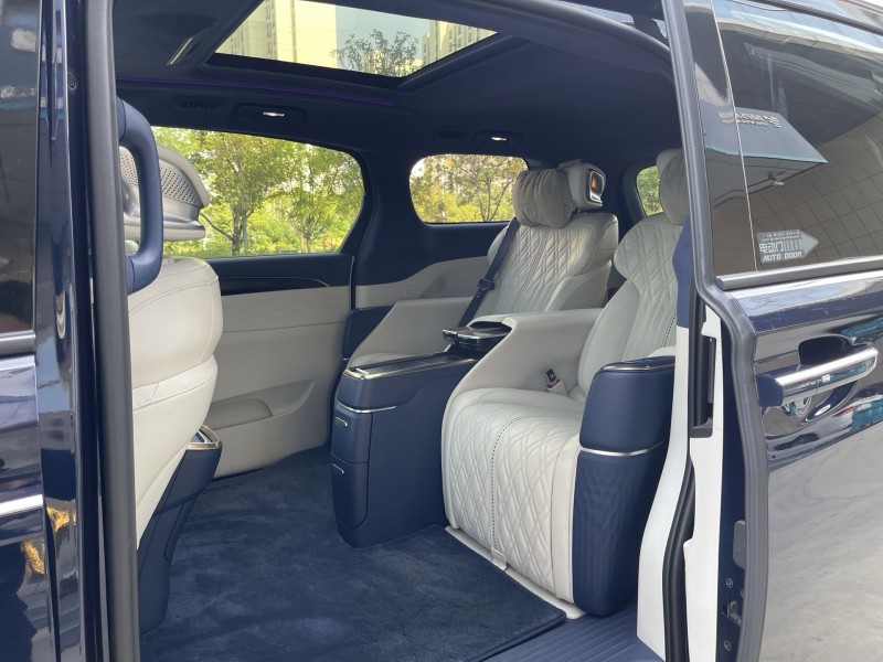 济宁21年别克GL86