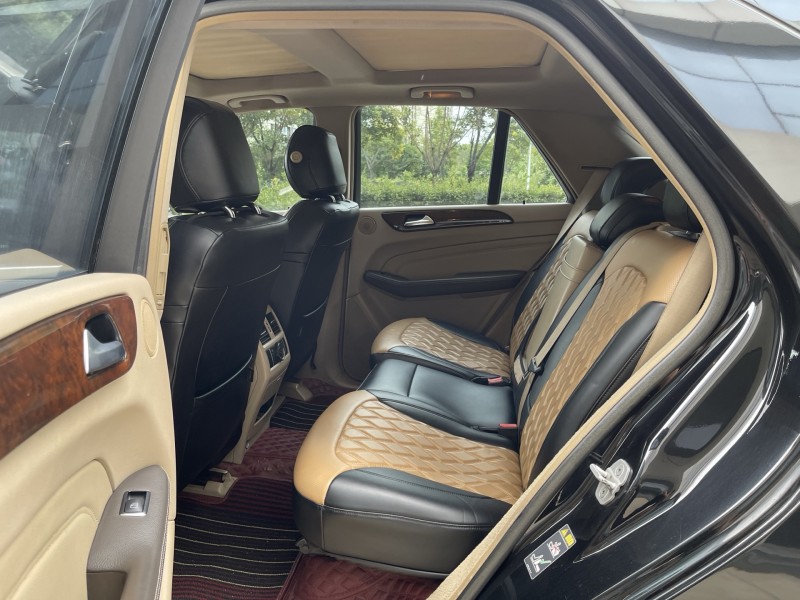 济宁12年奔驰ML6