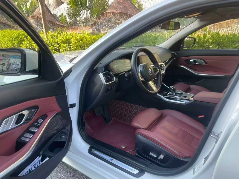 深圳21年宝马3系6