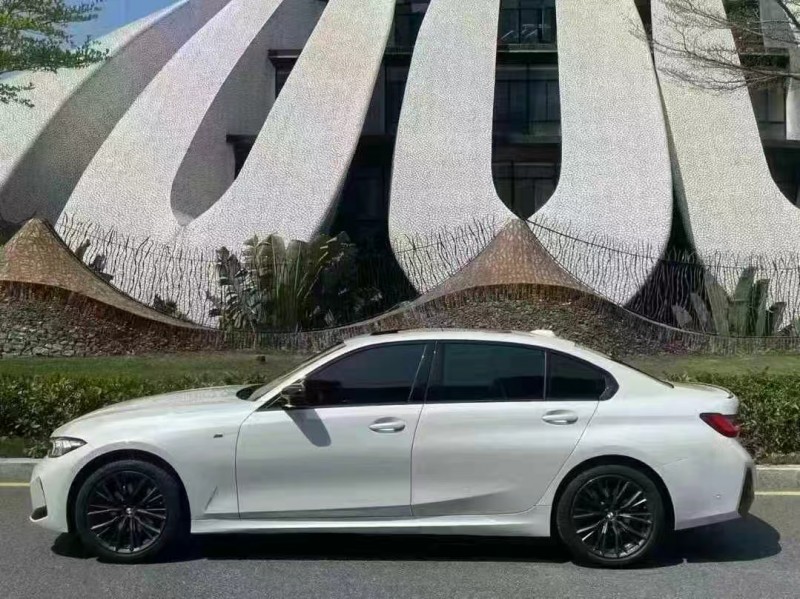 深圳23年宝马3系8