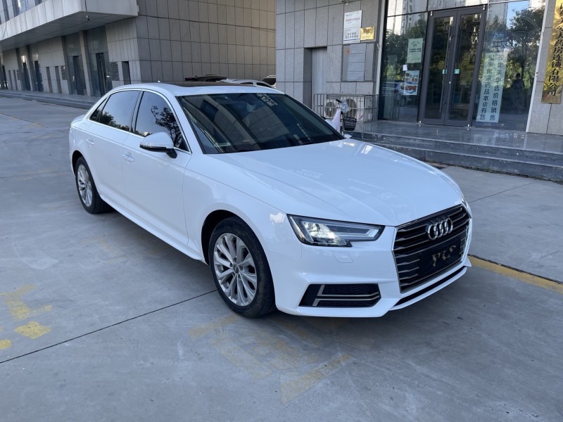 济宁19年奥迪A4L3
