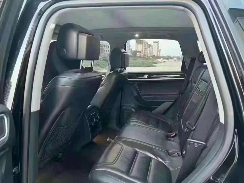 济宁15年大众途锐6