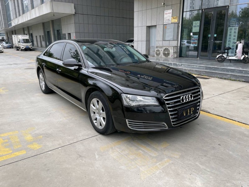济宁14年奥迪A8L3