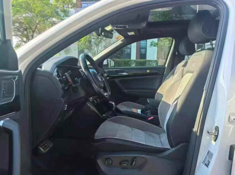 广州19年大众探岳7