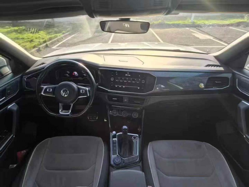 广州19年大众探岳9