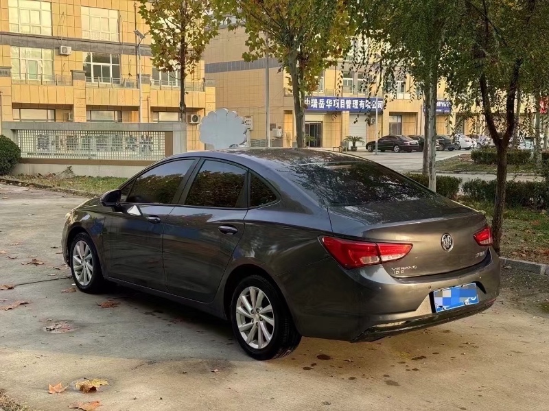 聊城17年别克威朗9