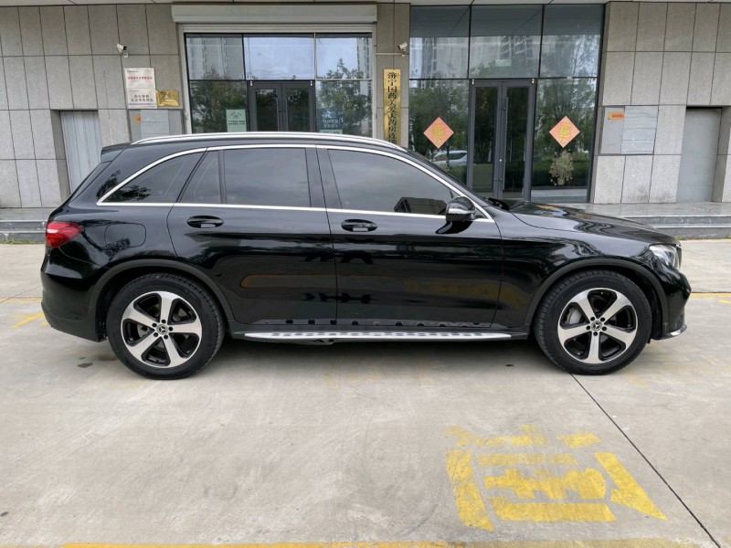 济宁18年奔驰GLC3