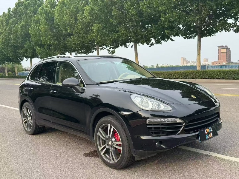 青岛11年保时捷卡宴2