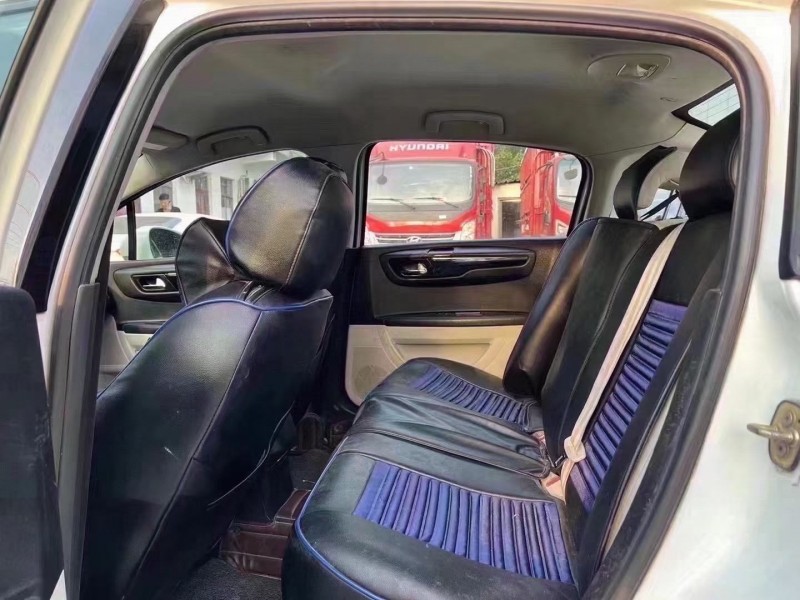 济宁14年雪铁龙世嘉5