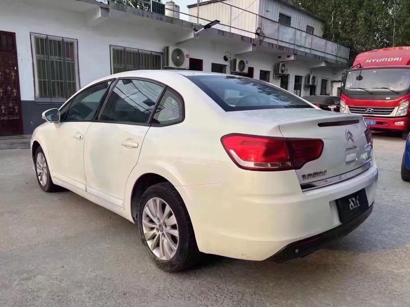 济宁14年雪铁龙世嘉6